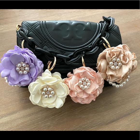 Red Satin Floral Pearl Bag Charm/Keychain - Picture 7 of 9